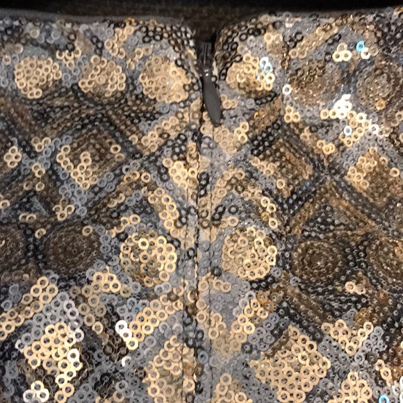 NWOT Banana Republic Sequin Dress - Picture 4 of 4